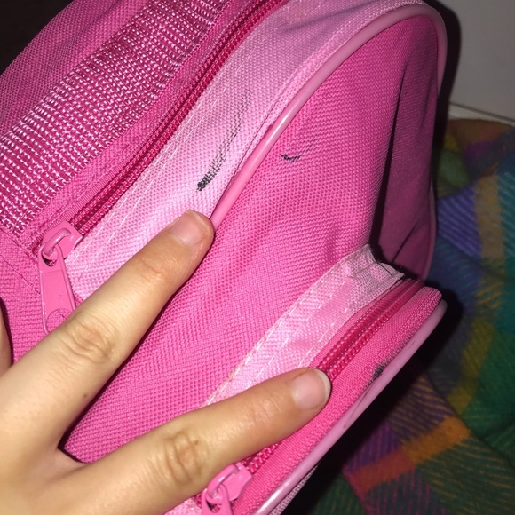 HELLO KITTY FULL SIZE BACKPACK 🎀 - Picture 3 of 9